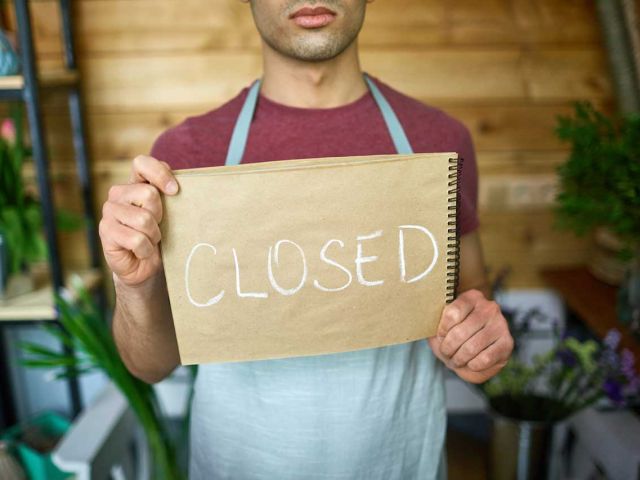 Zawieszenie działalności narzędziem do utrzymania płynności finansowej. Jak działa i czy jest efektywne?