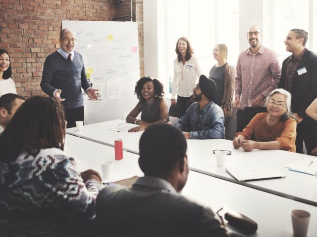 Zatrudnianie obcokrajowców: od czego zacząć?