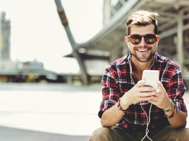 Spotify, Dropbox, Netflix - czy można i jak księgować zagraniczne subskrypcje?