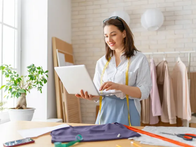 KSeF dla JDG: co robić, jeśli masz kilku klientów, kilka stawek VAT i chcesz „tylko wystawiać faktury”