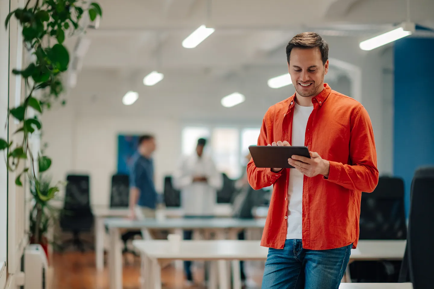 KSeF w małej firmie usługowej: jak zorganizować proces wystawiania faktur, żeby nie blokować sprzedaży