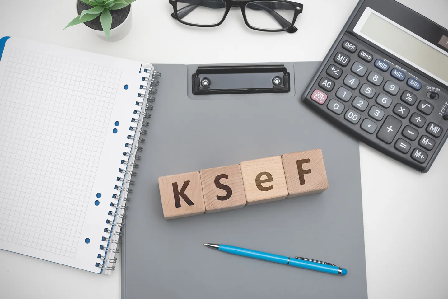 Faktura w weekend lub święto: czy KSeF działa 24/7 i co w razie awarii?