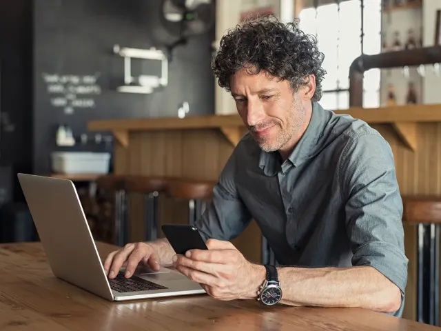 Jak hurtowo pobierać faktury zakupowe z KSeF i zautomatyzować księgowanie